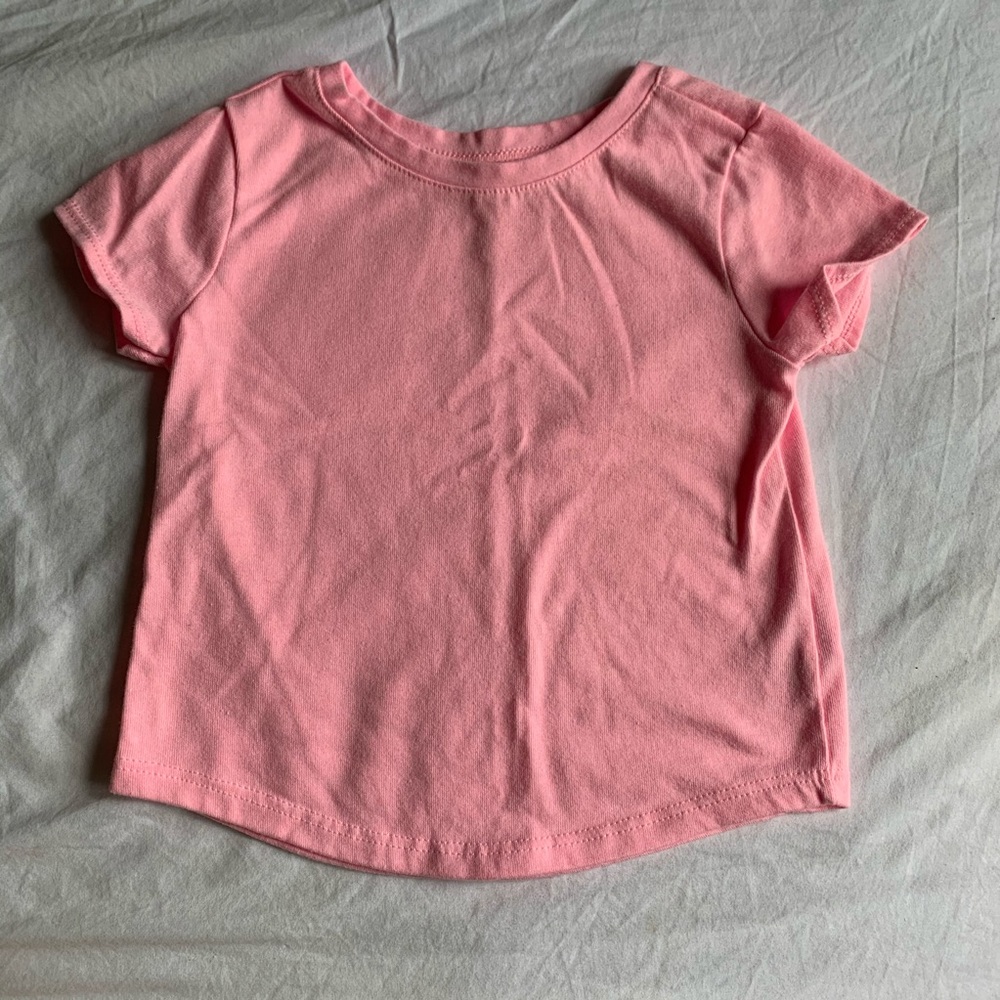 Bubblegum pink top🌱🦚🌱